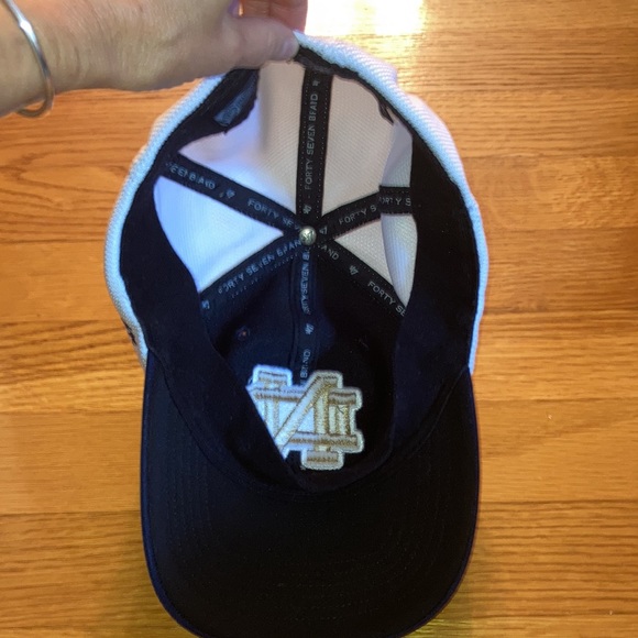 Norte Dame Cap - Picture 6 of 7